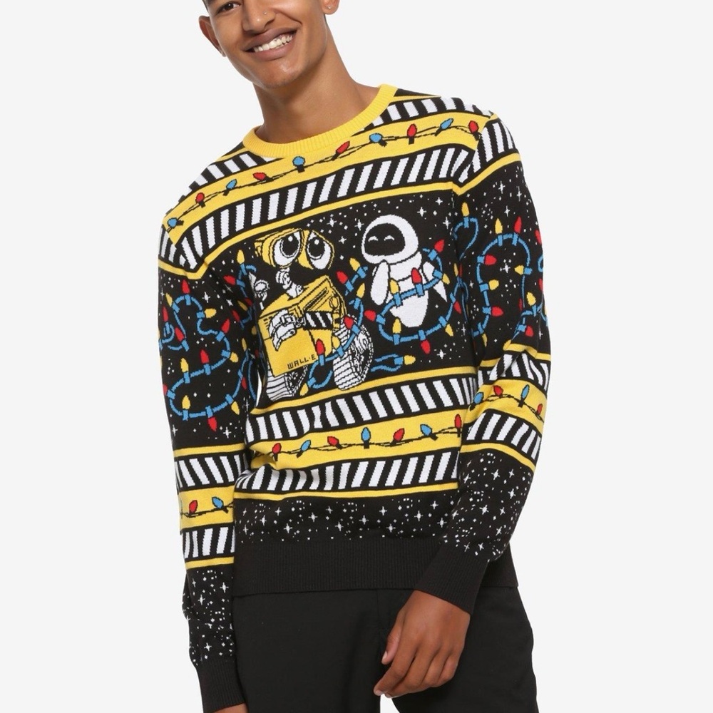 Men's Black and Yellow Graphic Sweater